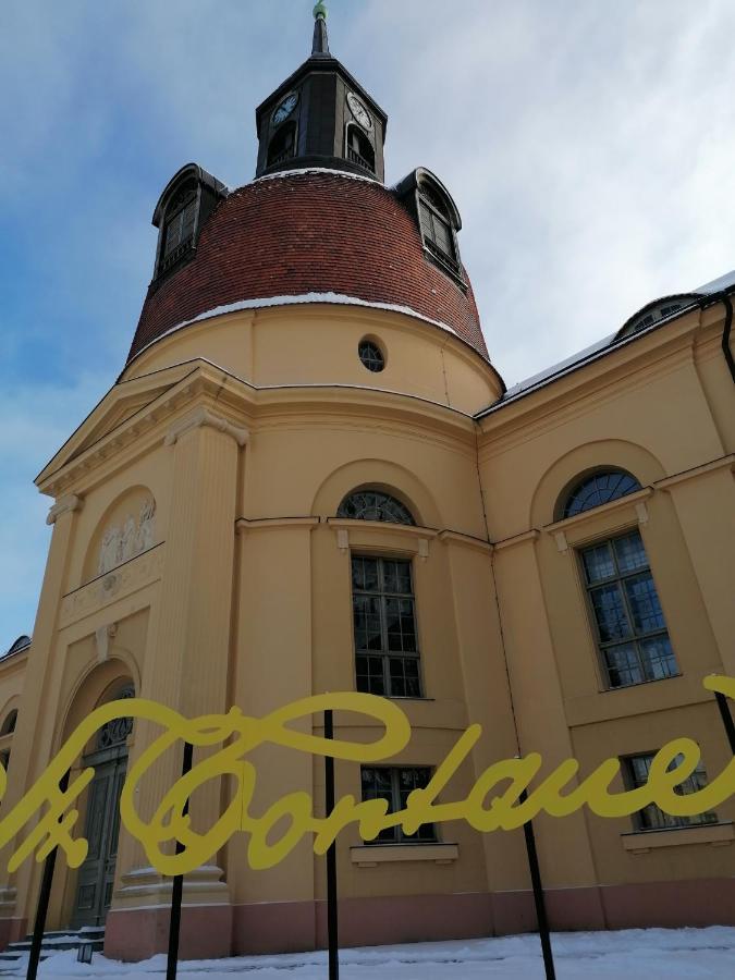 Bed&Breakfast Wagner "Im Alten Pfarrhaus" 诺伊鲁平 外观 照片