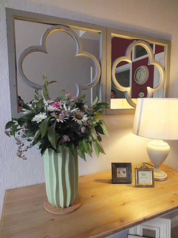 Bed&Breakfast Wagner "Im Alten Pfarrhaus" 诺伊鲁平 外观 照片